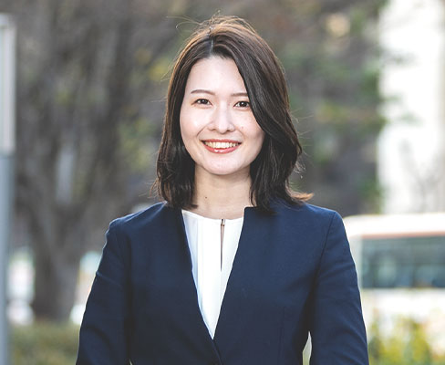 インストラクター